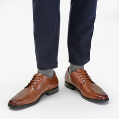 Howard Walk Dark Tan Leather | Clarks for sale - Men