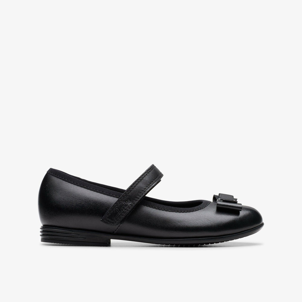 Finja Tap Kid Black Leather | Clarks on Sale - Kids