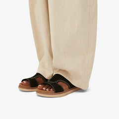 Arwell Walk Black Nubuck | Clarks on Sale - Women