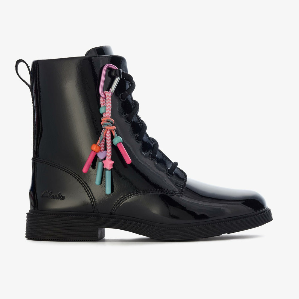 Oaklyn Charm Older Black Patent | Clarks online - Kids