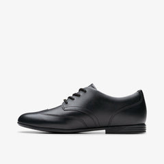 Finja Wing Youth Black Leather | Clarks online - Kids