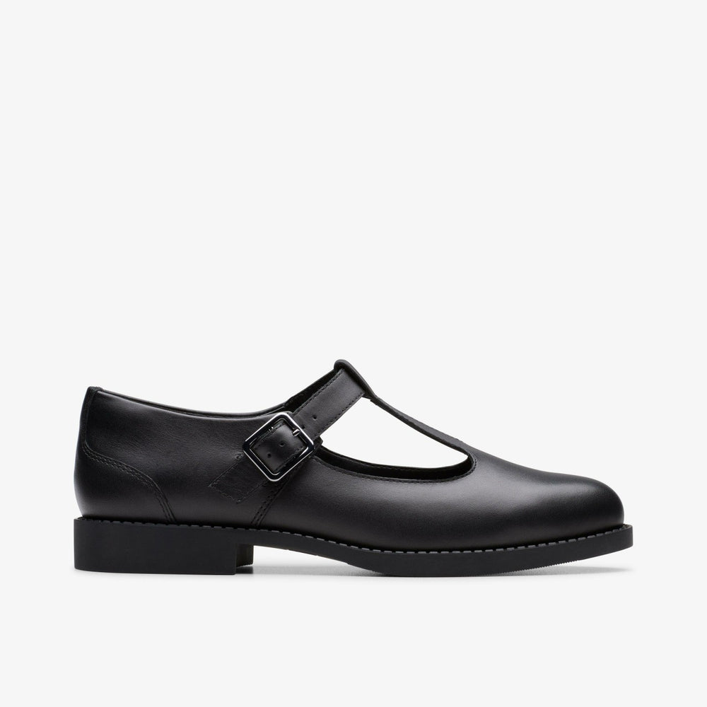Tapa Hope Youth Black Leather | Clarks on Sale - Kids