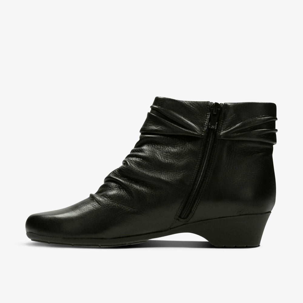 Matron Ella Ankle Boot Black Leather | Clarks outlet - Women