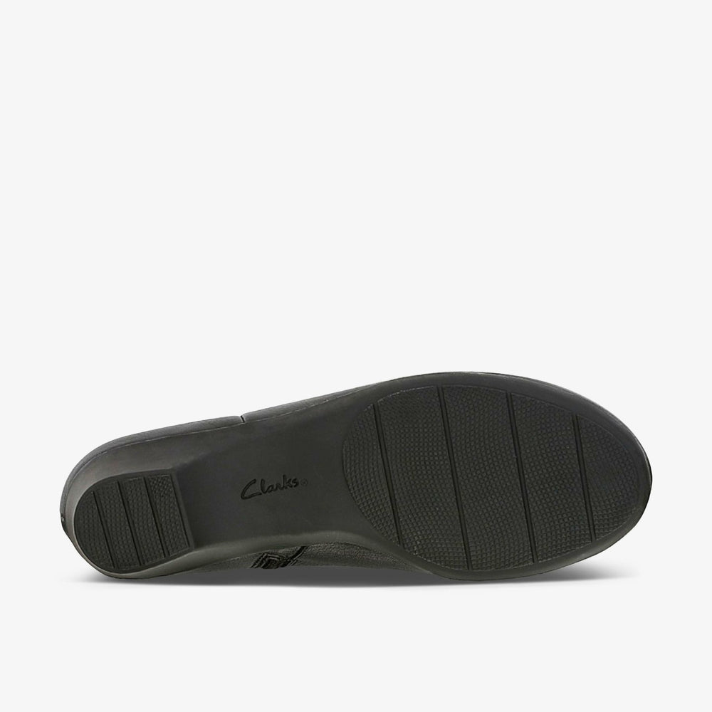 Matron Ella Ankle Boot Black Leather | Clarks outlet - Women