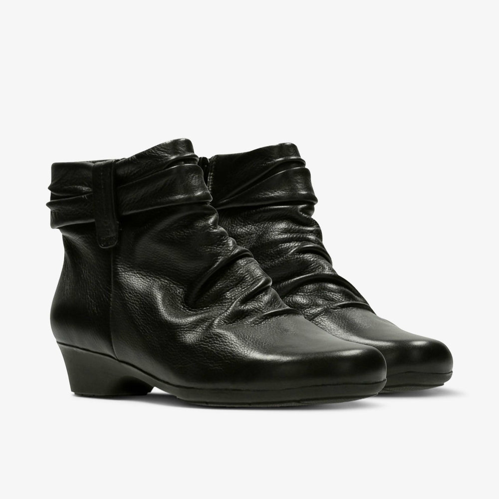 Matron Ella Ankle Boot Black Leather | Clarks outlet - Women
