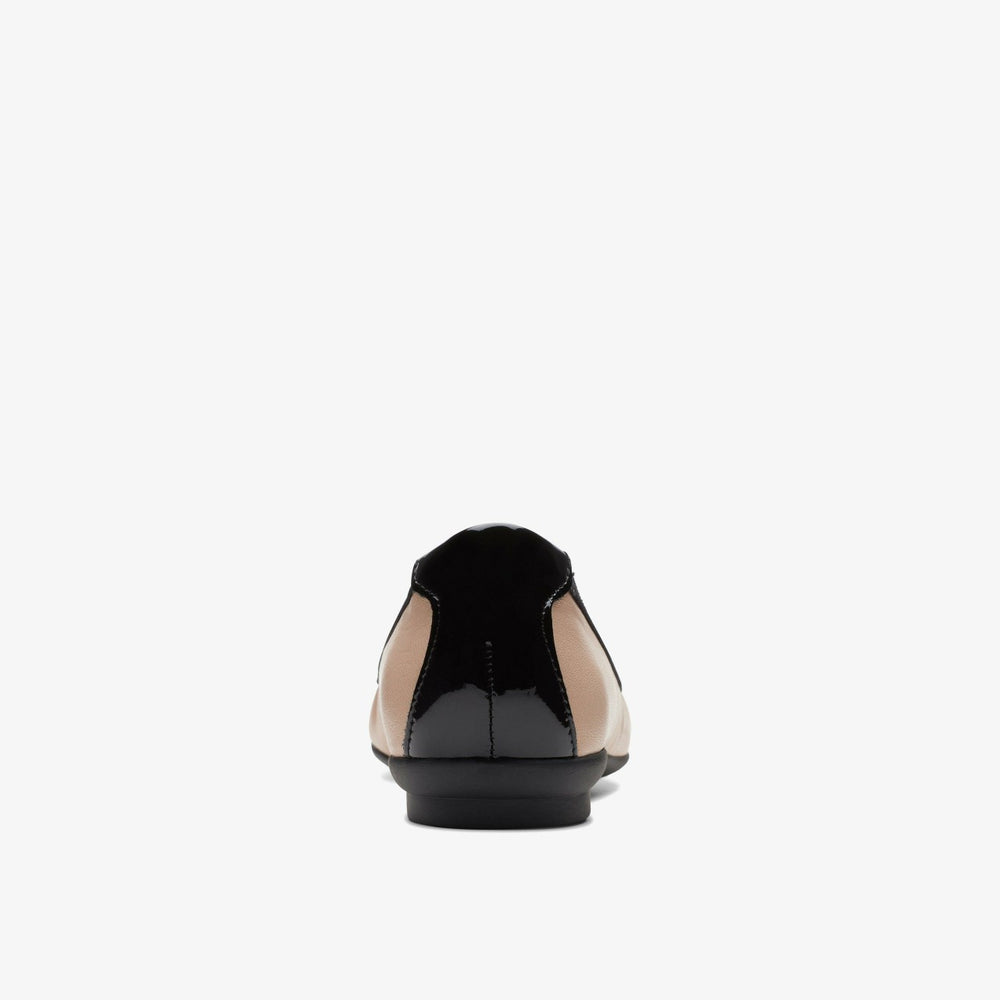 Candra Glow Praline Leather | Clarks outlet - Women