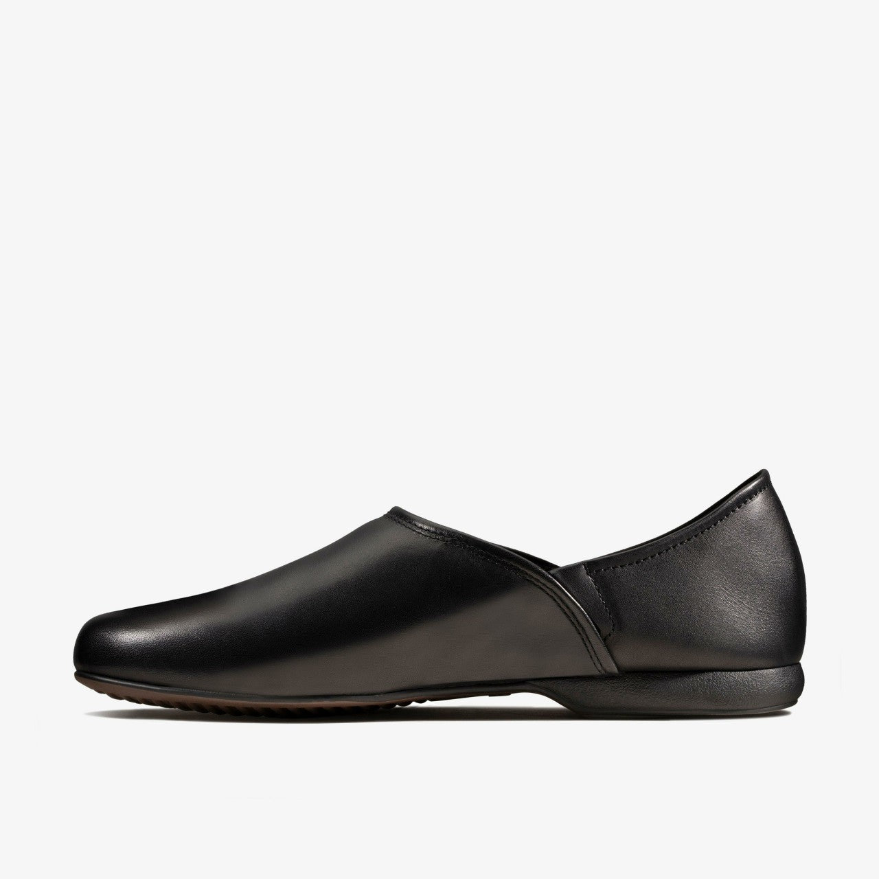 Harston Elite Slipper Black Leather | Clarks outlet - Men