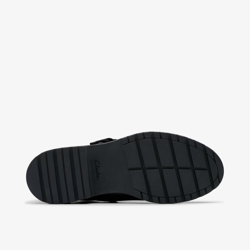Loxham Walk Youth Black Leather | Clarks on Sale - Kids