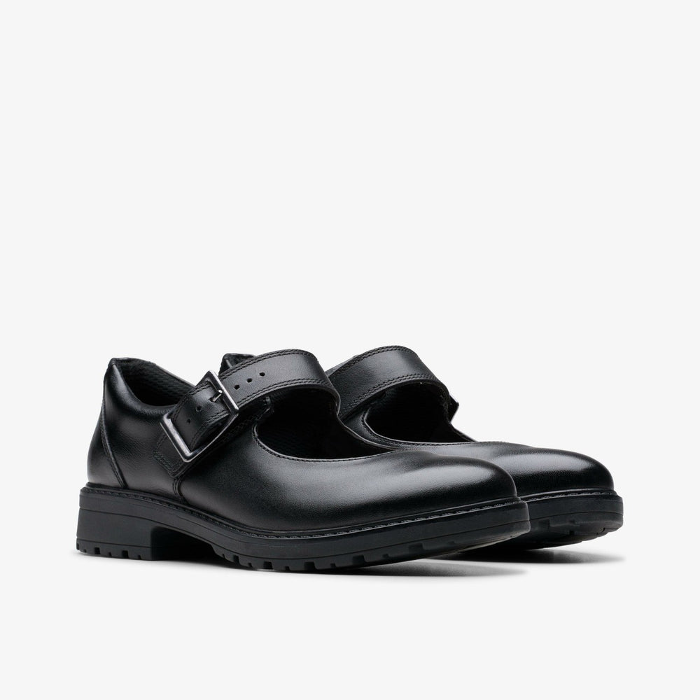 Loxham Walk Youth Black Leather | Clarks on Sale - Kids