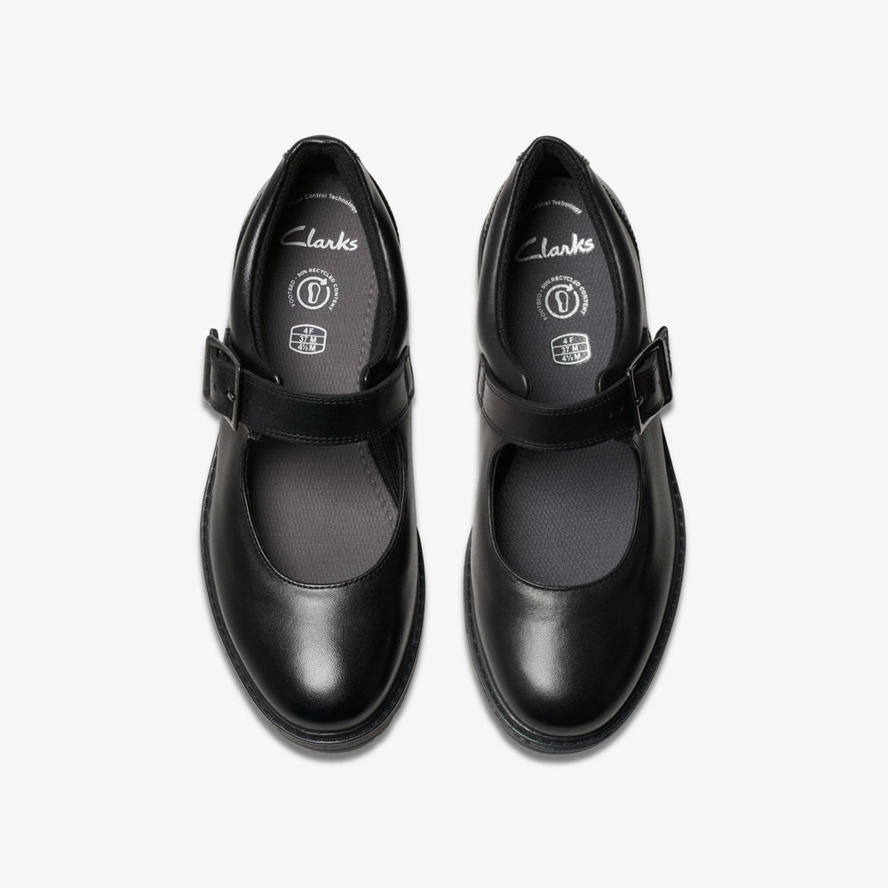 Loxham Walk Youth Black Leather | Clarks on Sale - Kids