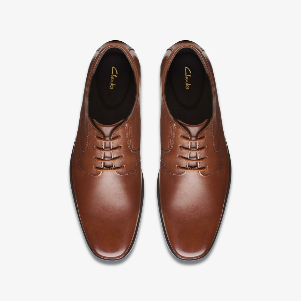 Howard Walk Dark Tan Leather | Clarks for sale - Men