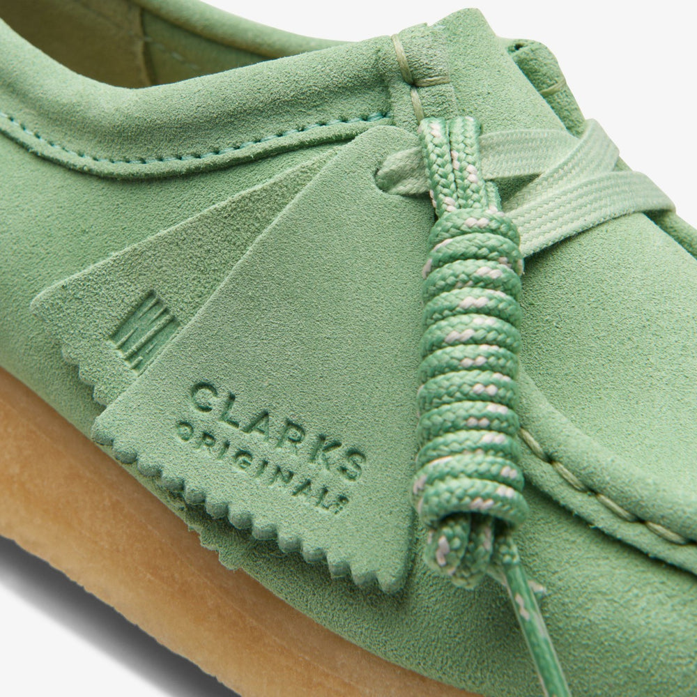Wallabee Pine Green | Clarks discount - Women