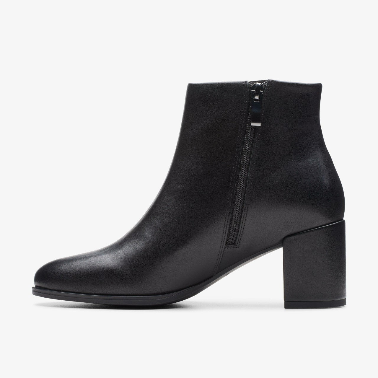 Freva 55 Zip Ankle Boot Black Leather | Clarks on Sale - Women