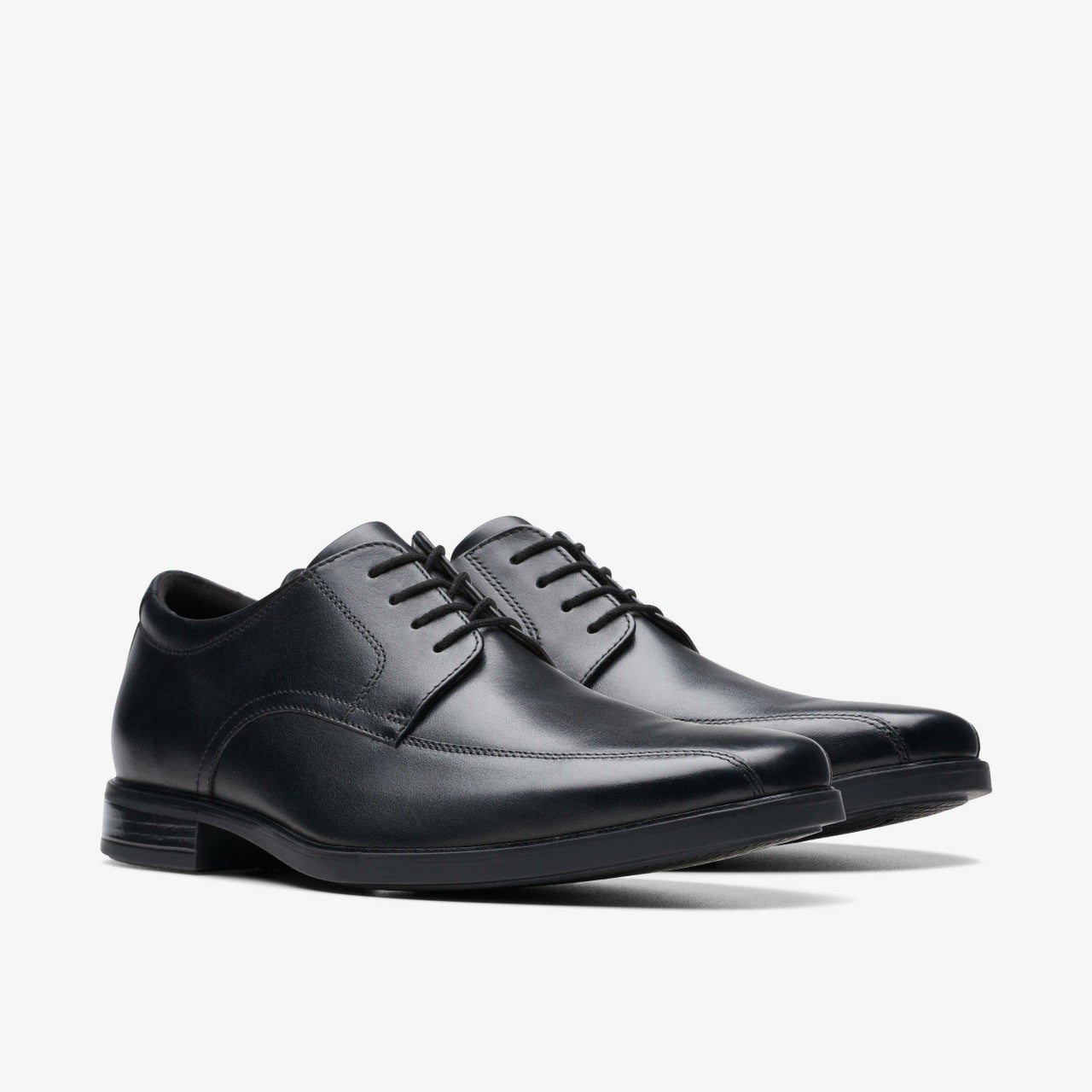 Howard Over Black Leather | Clarks on Sale - Men