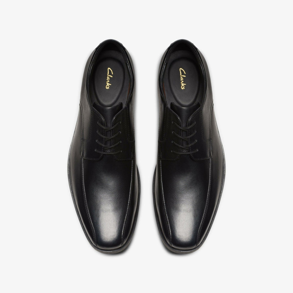 Howard Over Black Leather | Clarks on Sale - Men