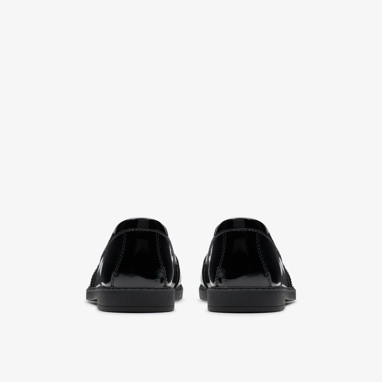 Scala Loafer Kid Black Patent | Clarks online - Kids