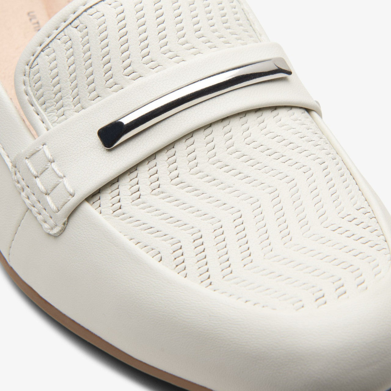 Juliet Aster Off White Leather | Clarks online - Women