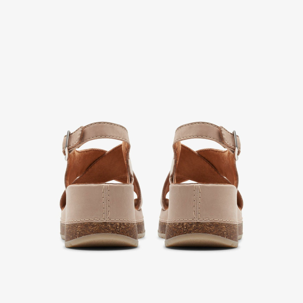 Kassanda Step Sand Nubuck | Clarks online - Women