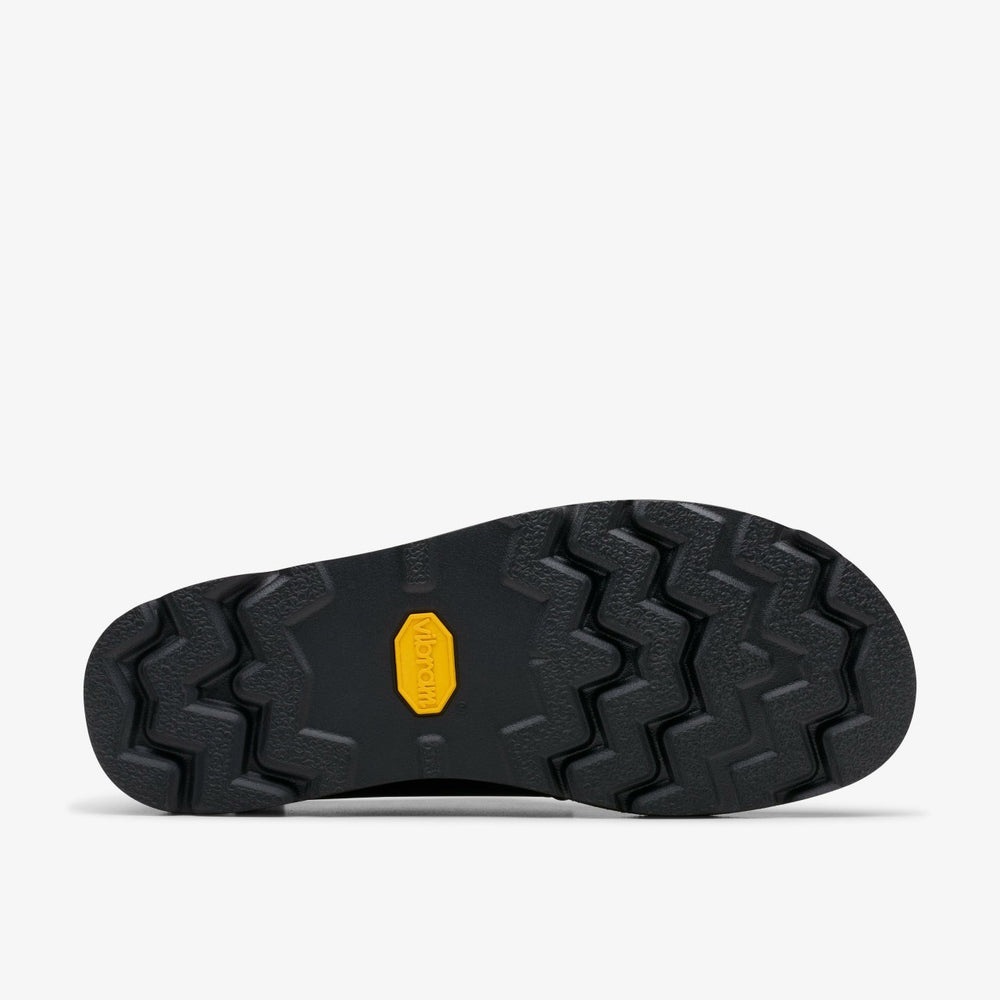 Desert Trek GORE-TEX Black Leather | Clarks online - Men