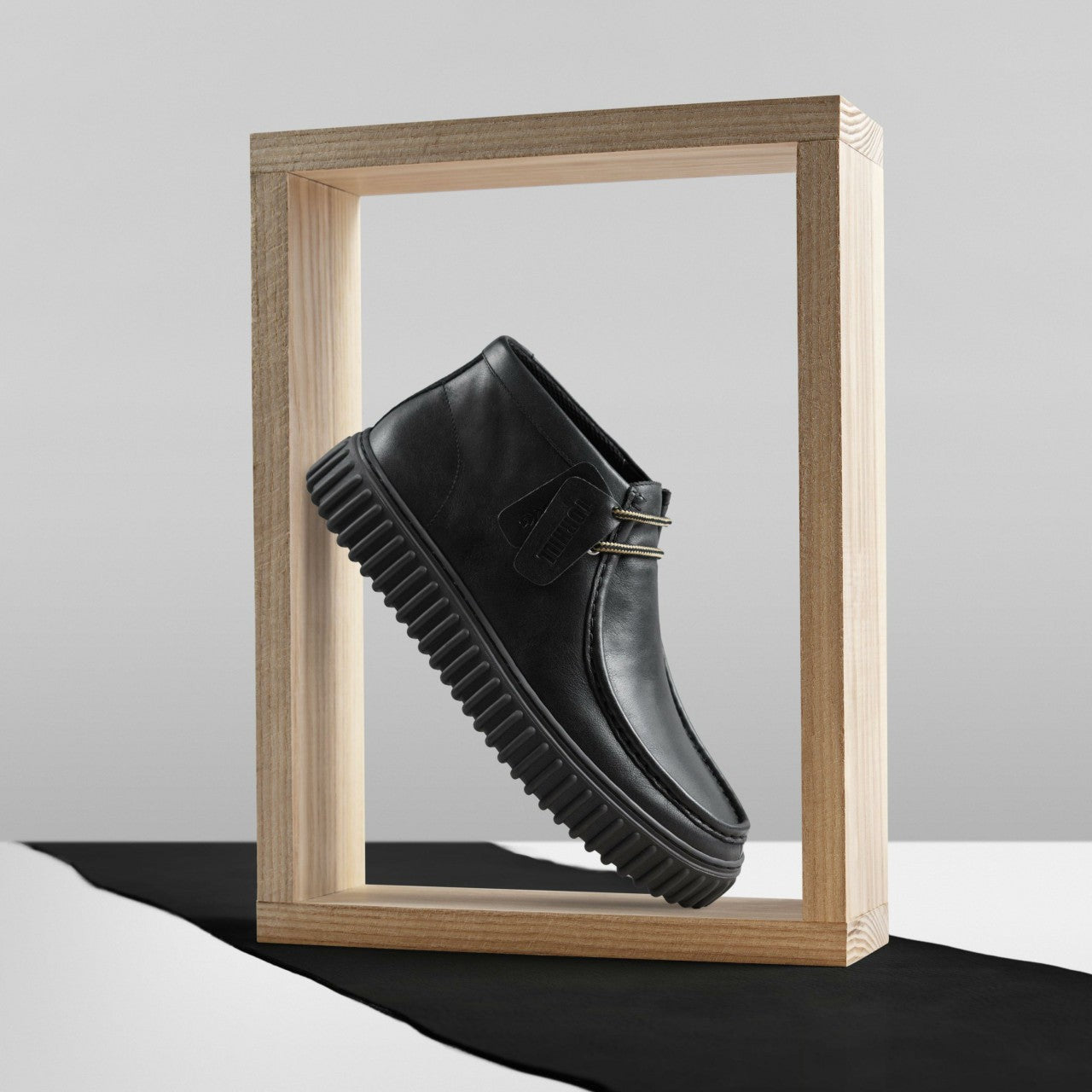 Torhill Hi Black Leather | Clarks outlet - Men