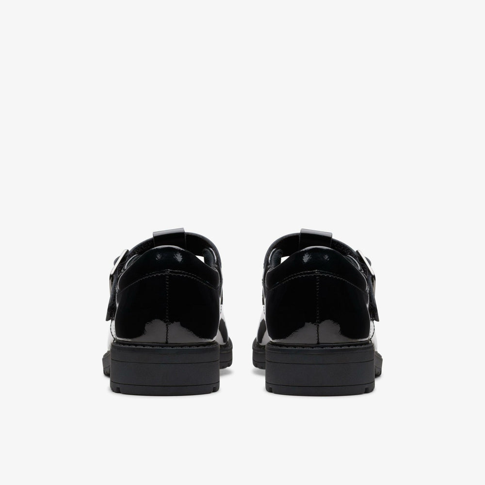 Loxham Bar Youth Black Patent | Clarks discount - Kids
