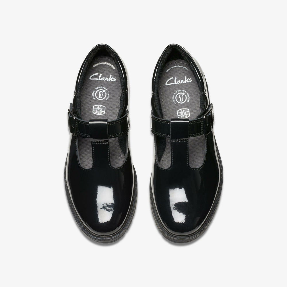 Loxham Bar Youth Black Patent | Clarks discount - Kids