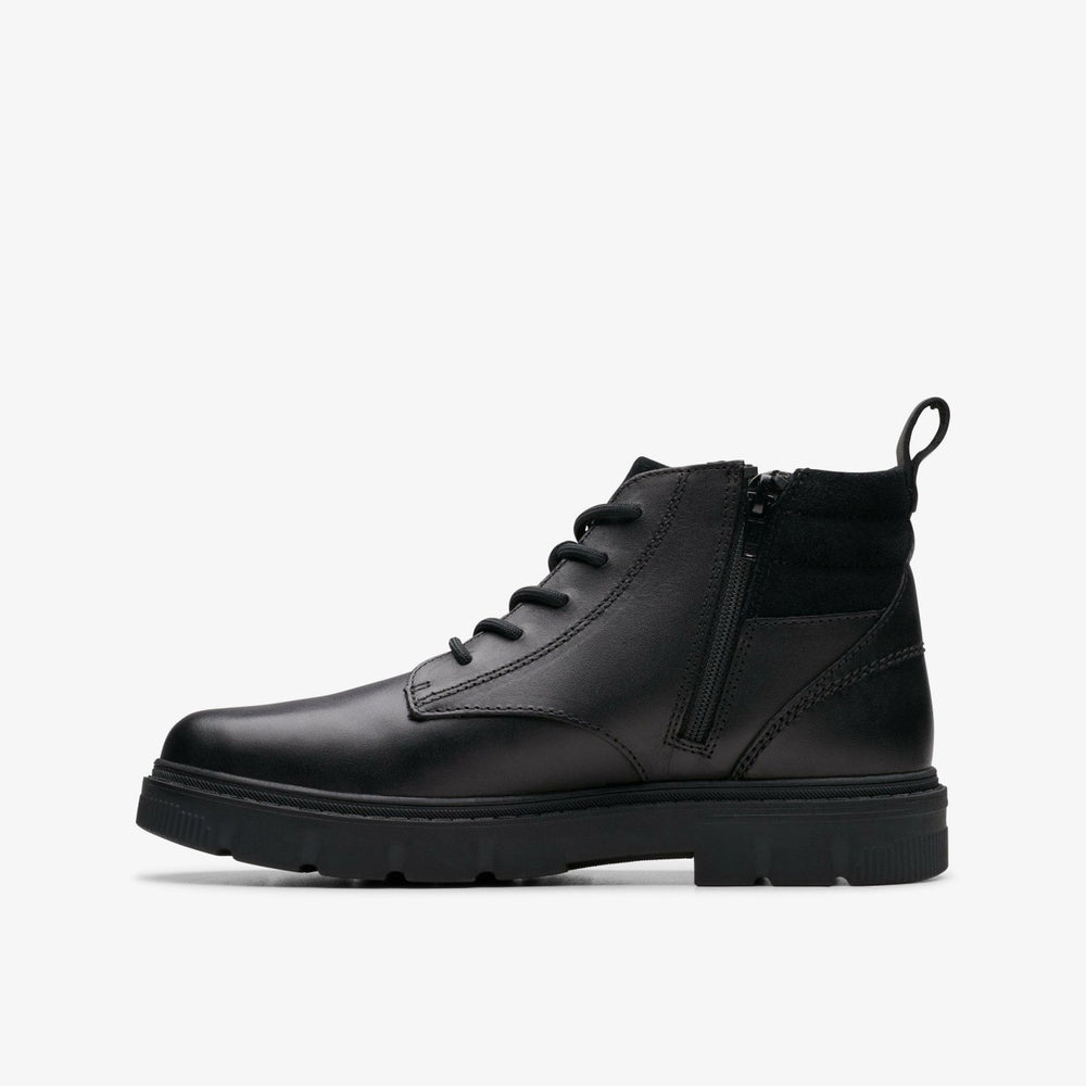 Lorcam Trail Older Black Leather | Clarks Sale - Kids