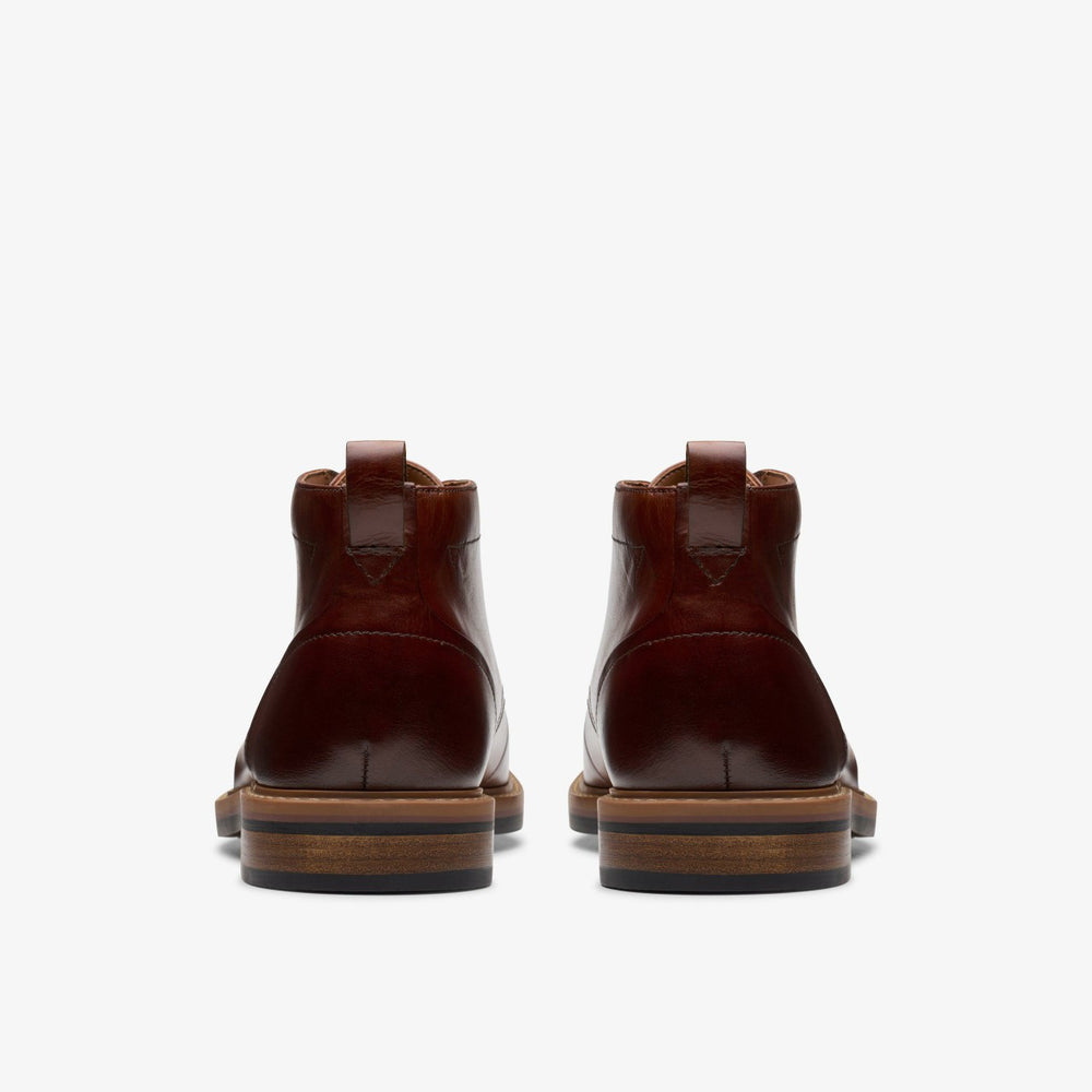 Aldwin Chukka Mid Tan Leather | Clarks discount - Men