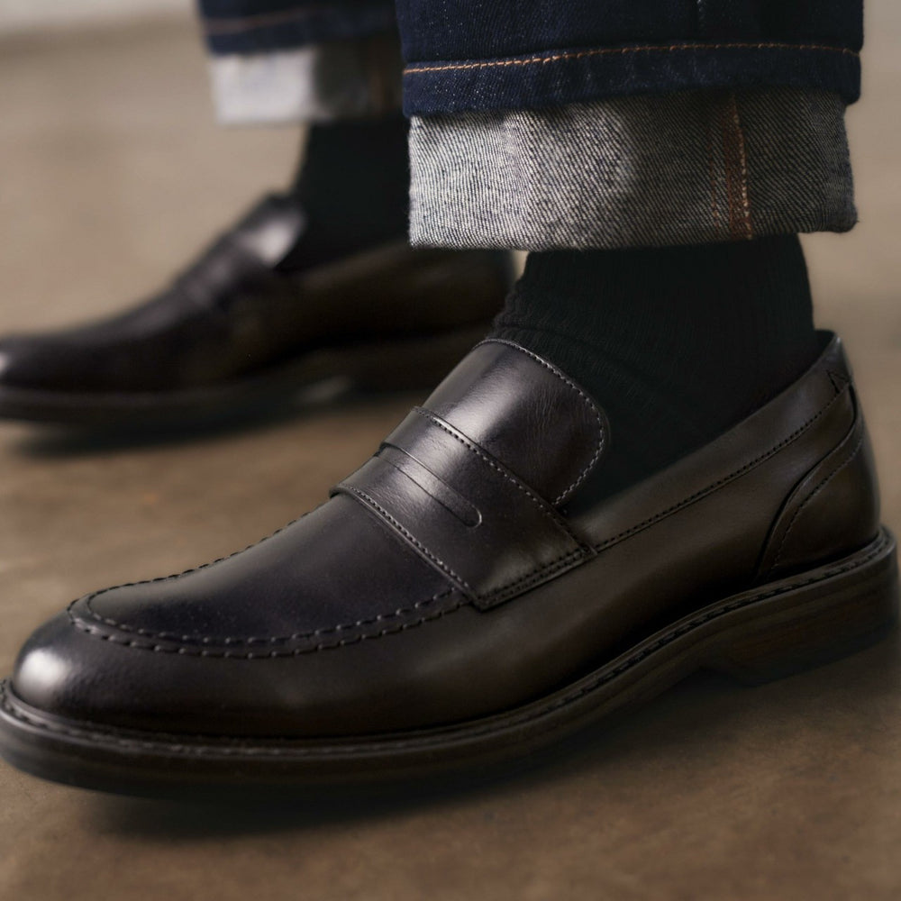 Aldwin Step Loafer Black Leather | Clarks on Sale - Men