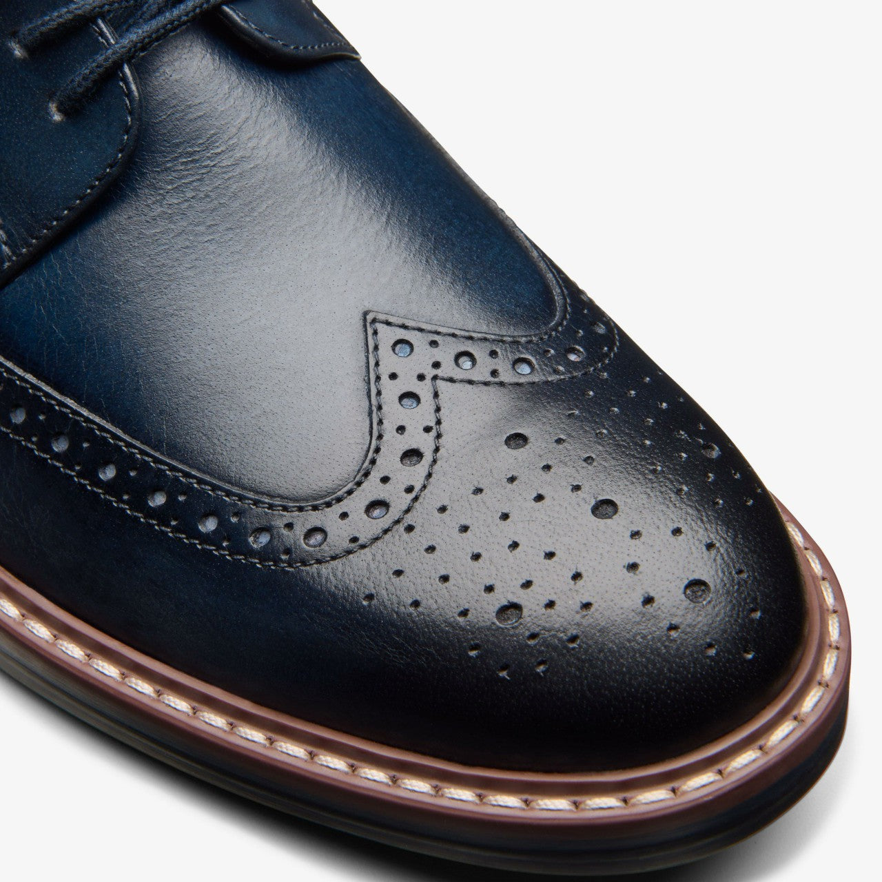 Aldwin Limit Brogue Navy Leather | Clarks on Sale - Men