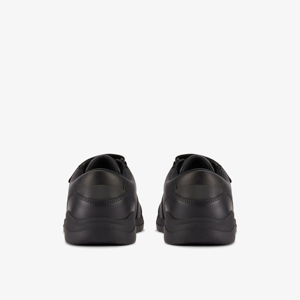Daze Step 2 Youth Black Leather | Clarks discount - Kids