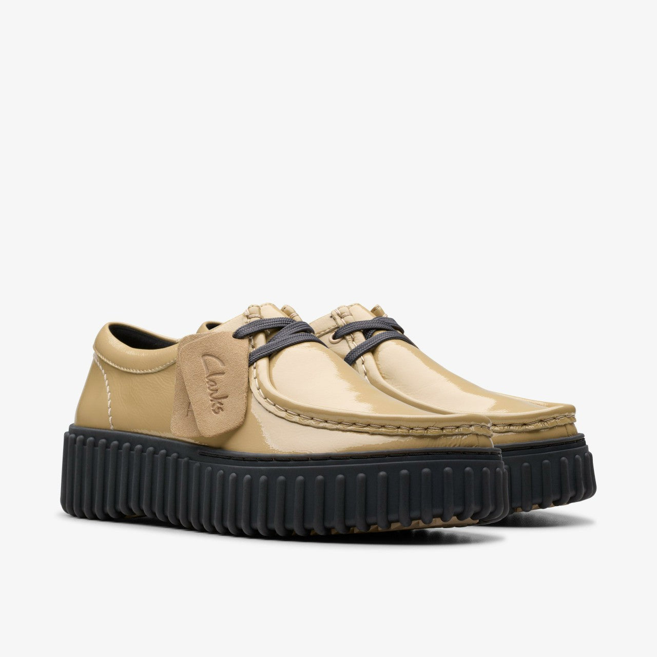 Torhill Bee Beige Patent | Clarks Sale - Women