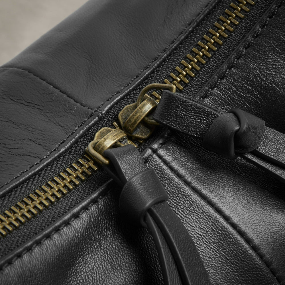 Willow Moon Black Leather | Clarks outlet - Women