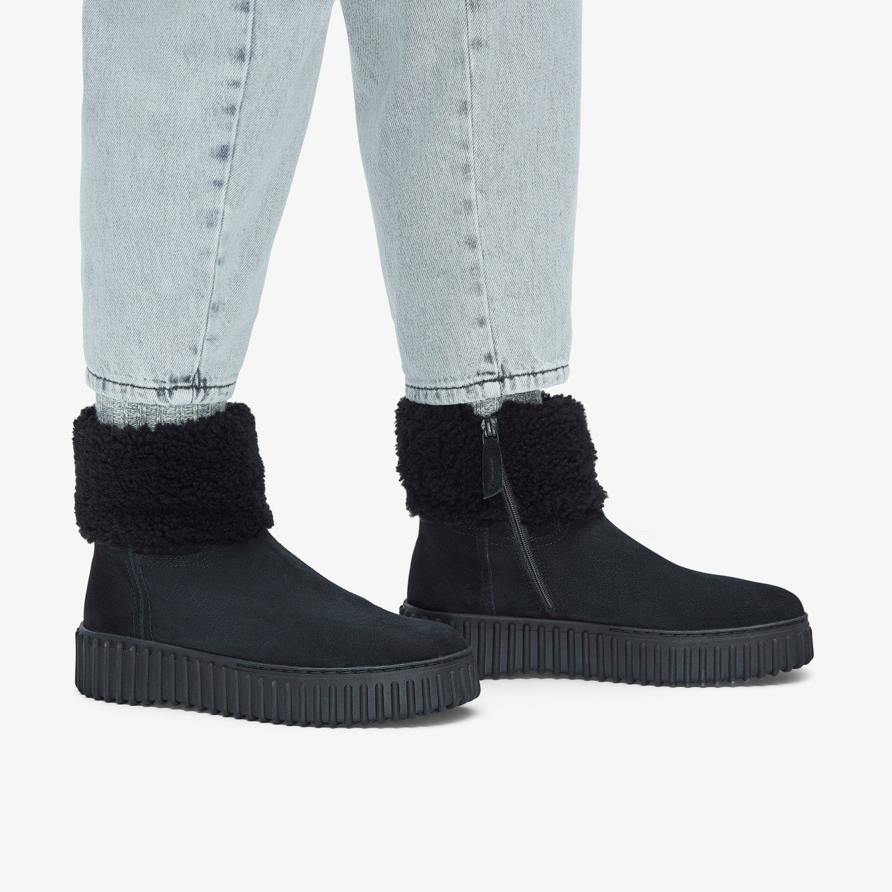 Torhill Turn Black Warmlined Suede | Clarks for sale - Women
