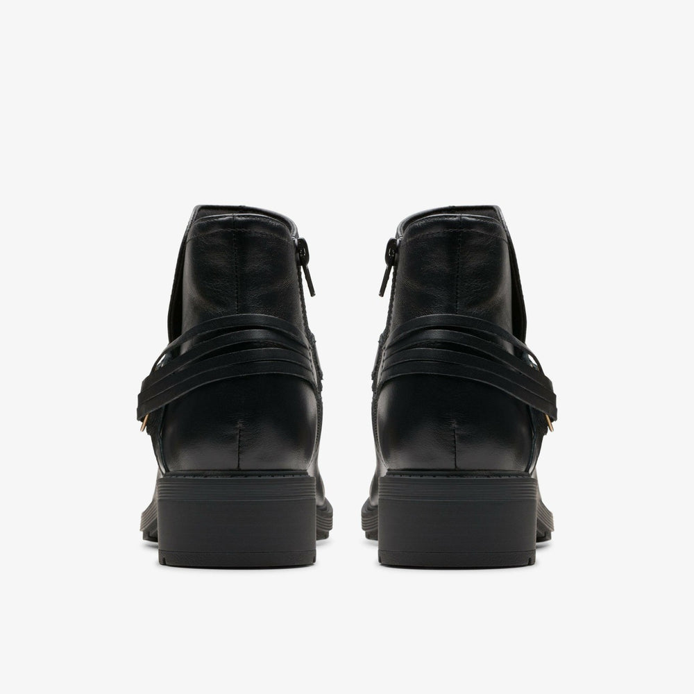 Hearth Kaylie Ankle Boot Black Leather | Clarks outlet - Women