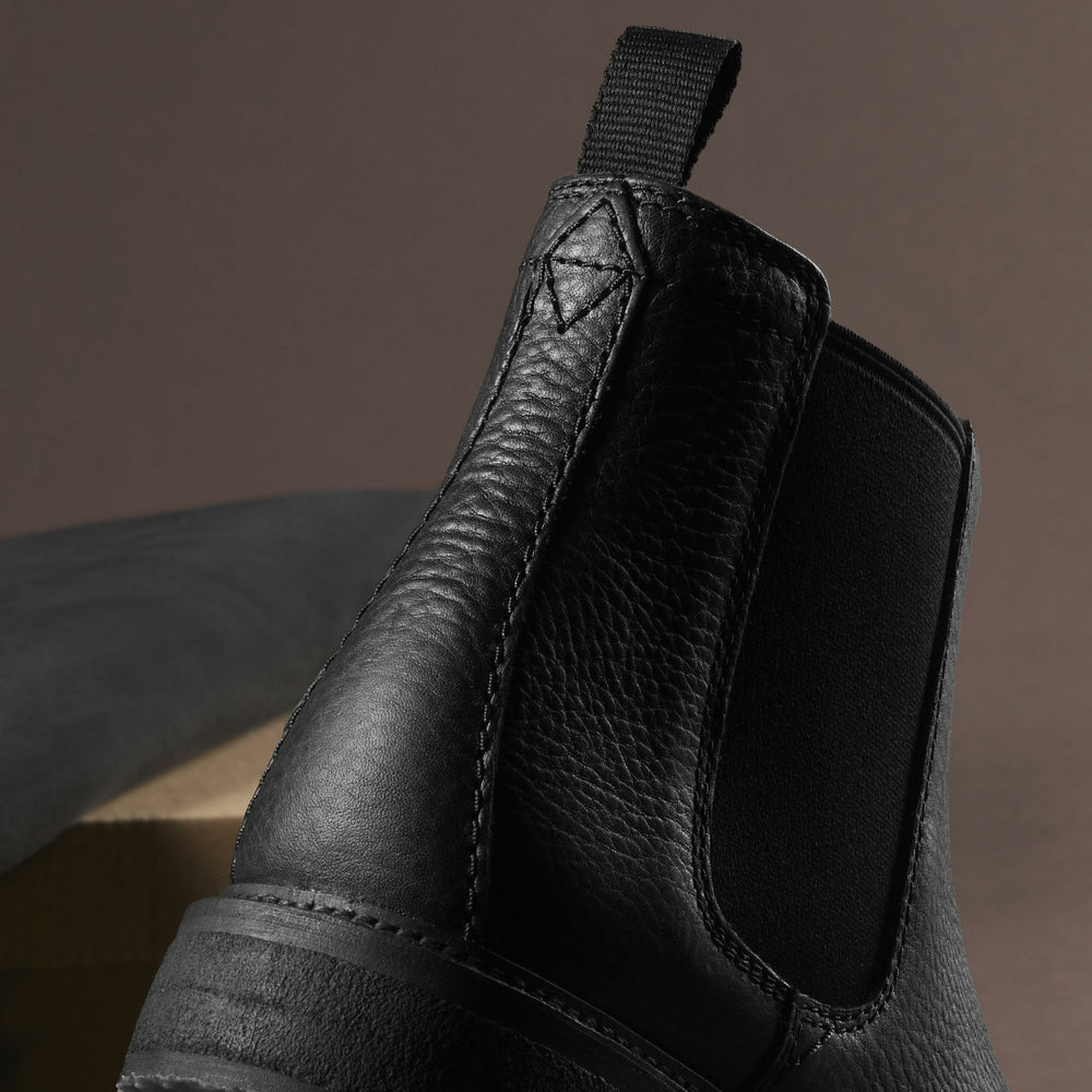 Clarkdale Easy Chelsea Boot Black Leather | Clarks discount - Men
