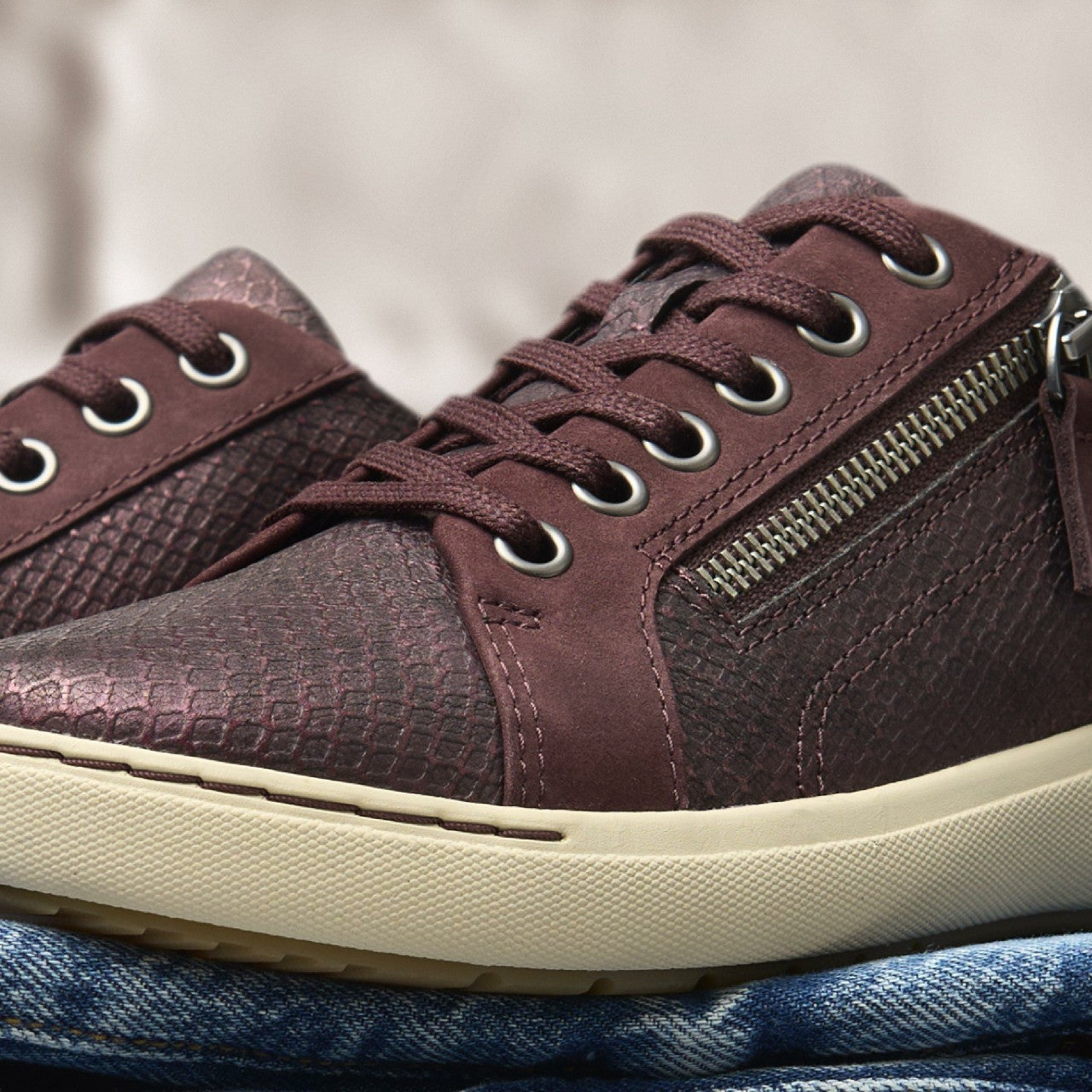 Nalle Lace Wine Interest Leather | Clarks Sale - Women