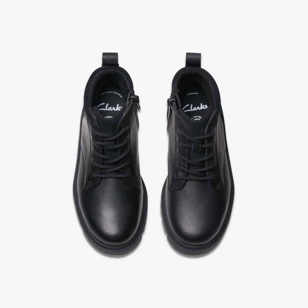 Lorcam Trail Kid Black Leather | Clarks on Sale - Kids