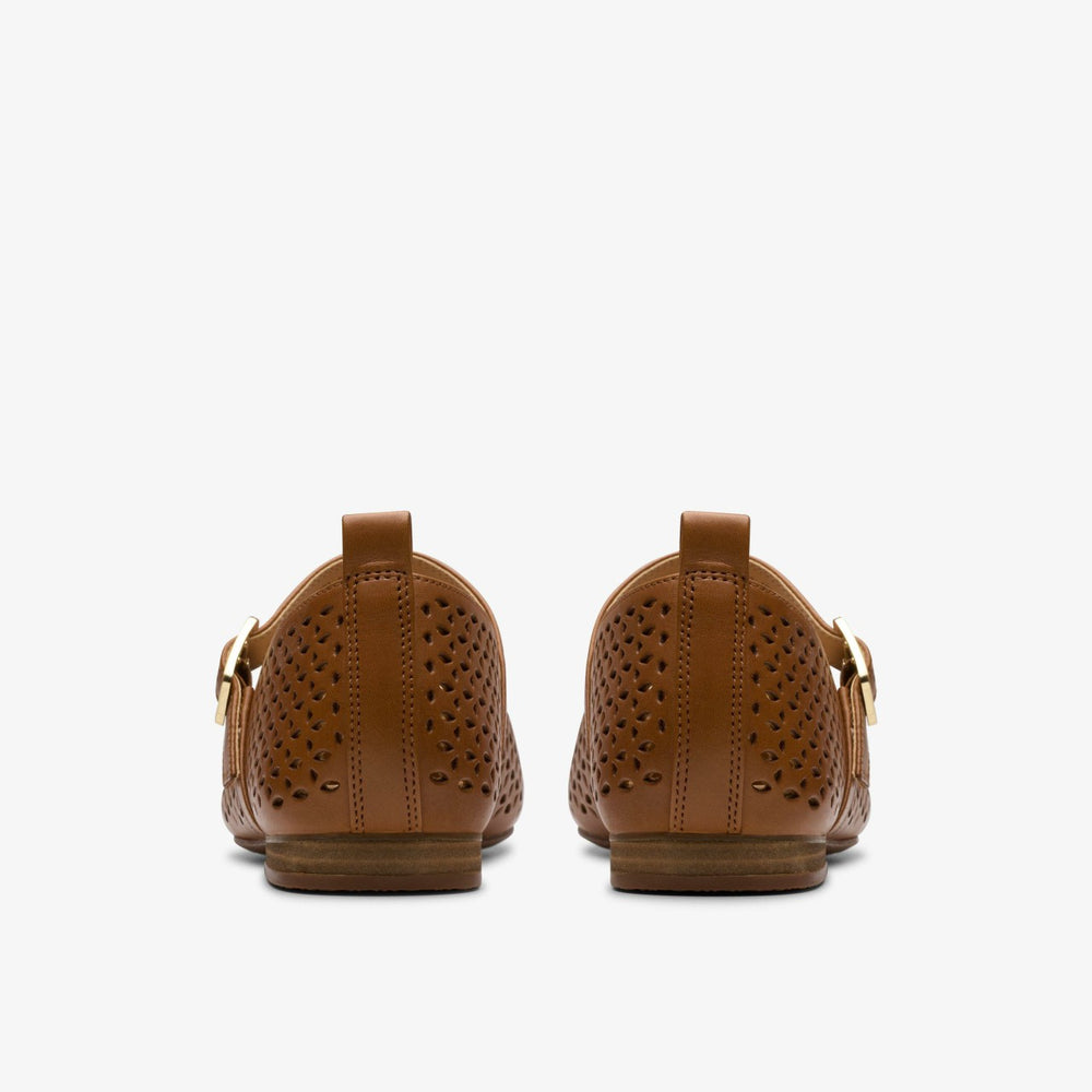 Fawna Jane Tan Leather | Clarks online - Women