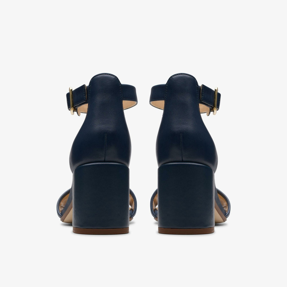 Ezoria Mae Navy Leather | Clarks outlet - Women