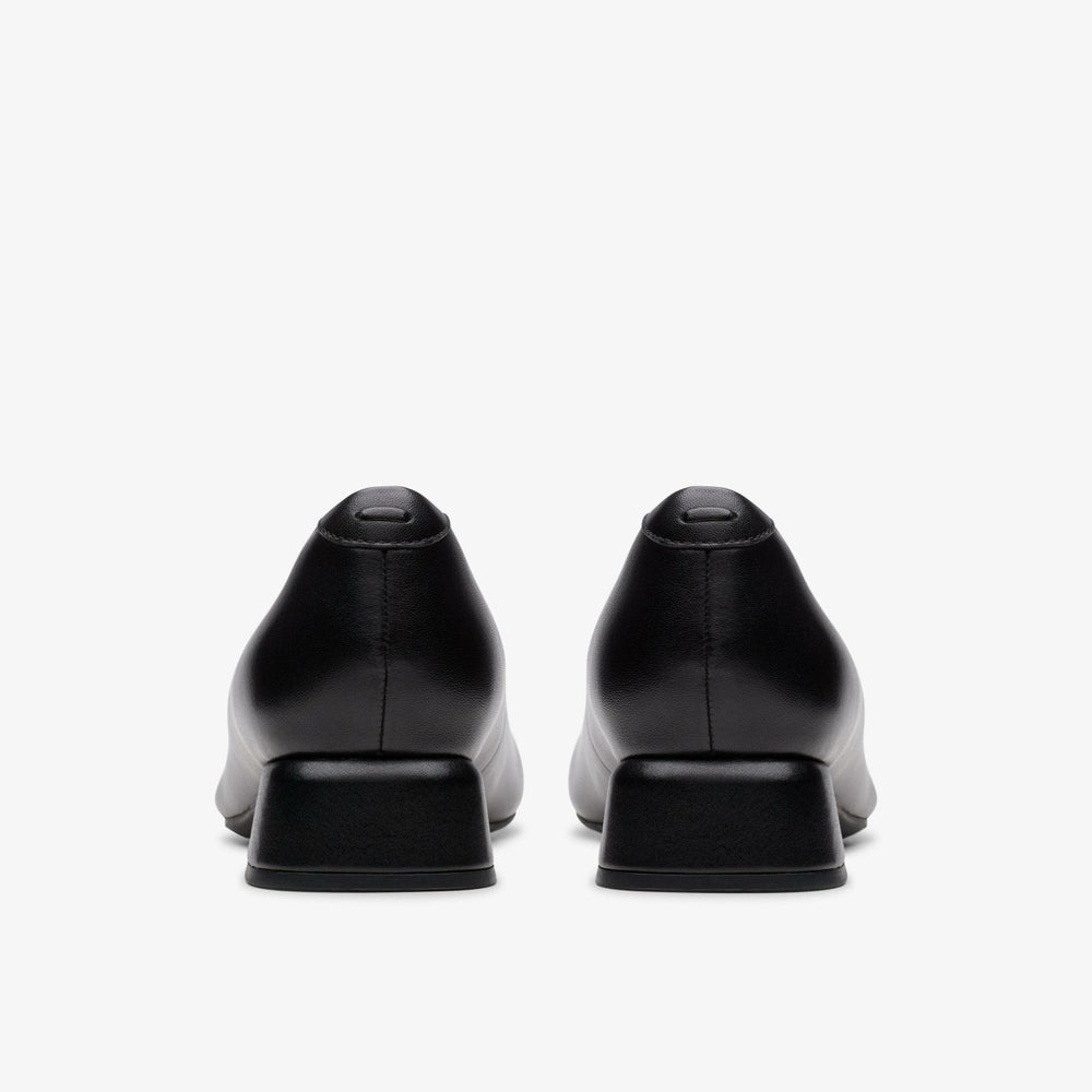 Daiss 30 Step Black Leather | Clarks discount - Women