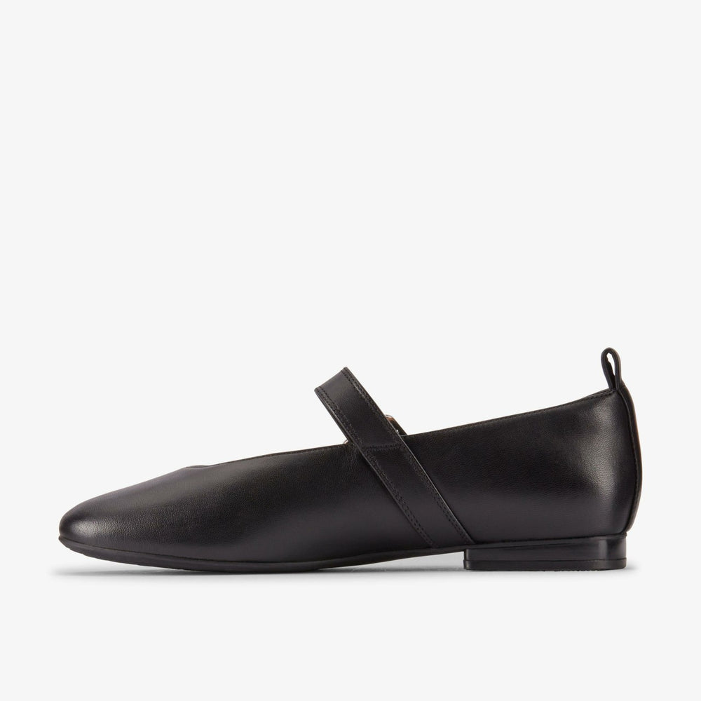 Fawna Bar Black Leather | Clarks on Sale - Women