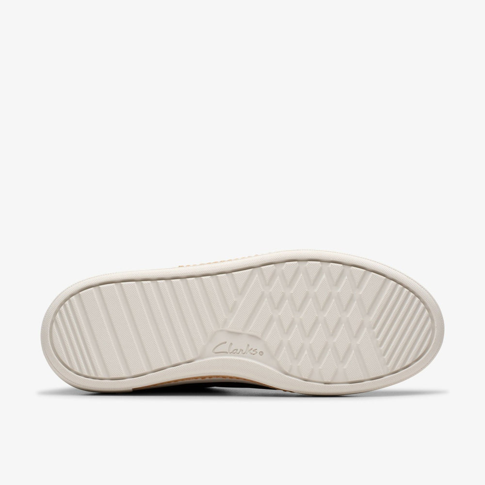 Hollyhock Zip Black Nubuck | Clarks on Sale - Women
