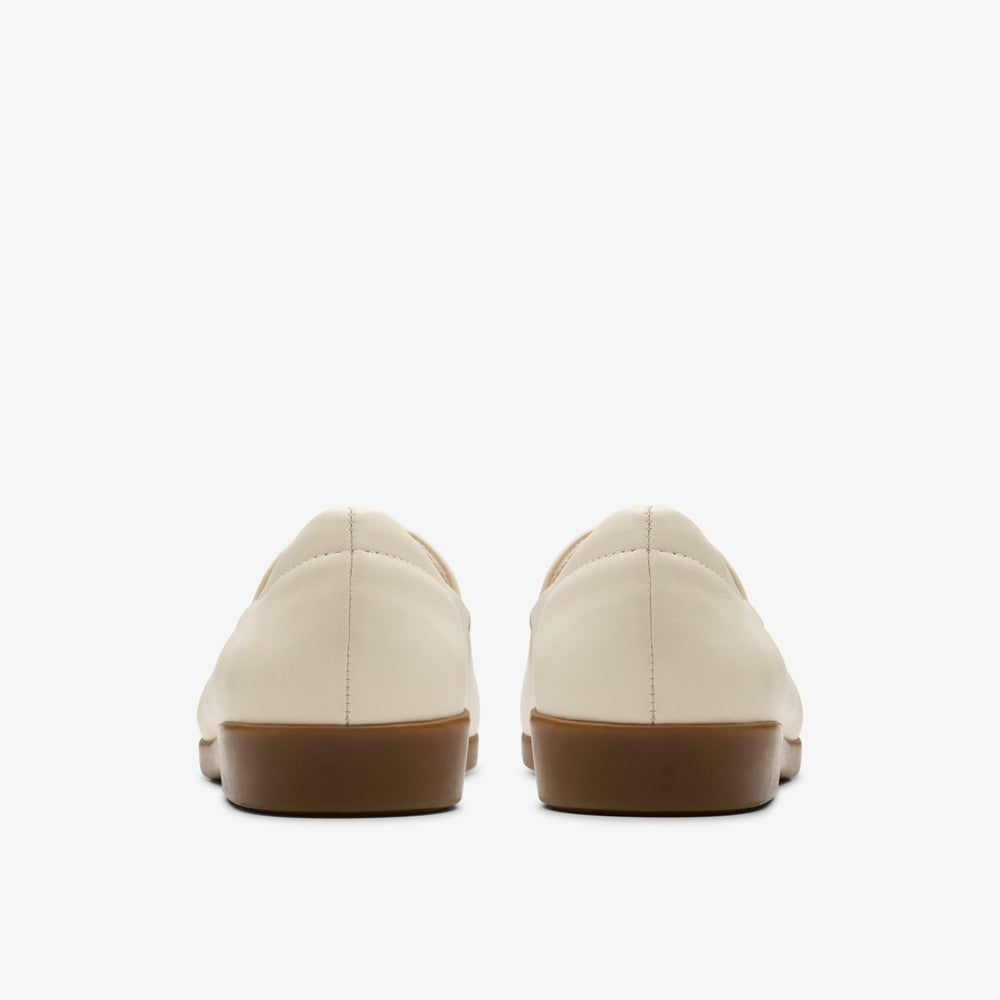 Georgia Cream Leather | Clarks on Sale - Women