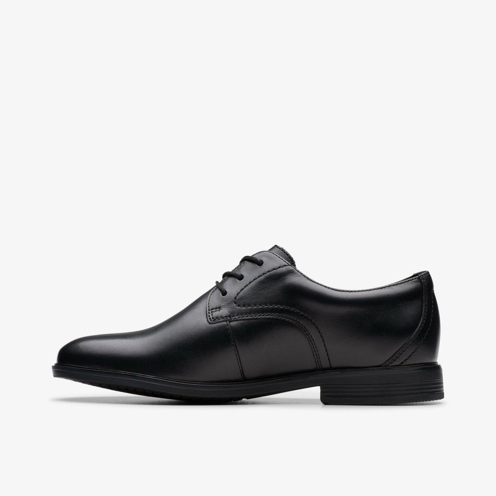 Jonwin Step Youth Black Leather | Clarks on Sale - Kids