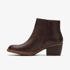 Kastela Top Brown Leather | Clarks on Sale - Women