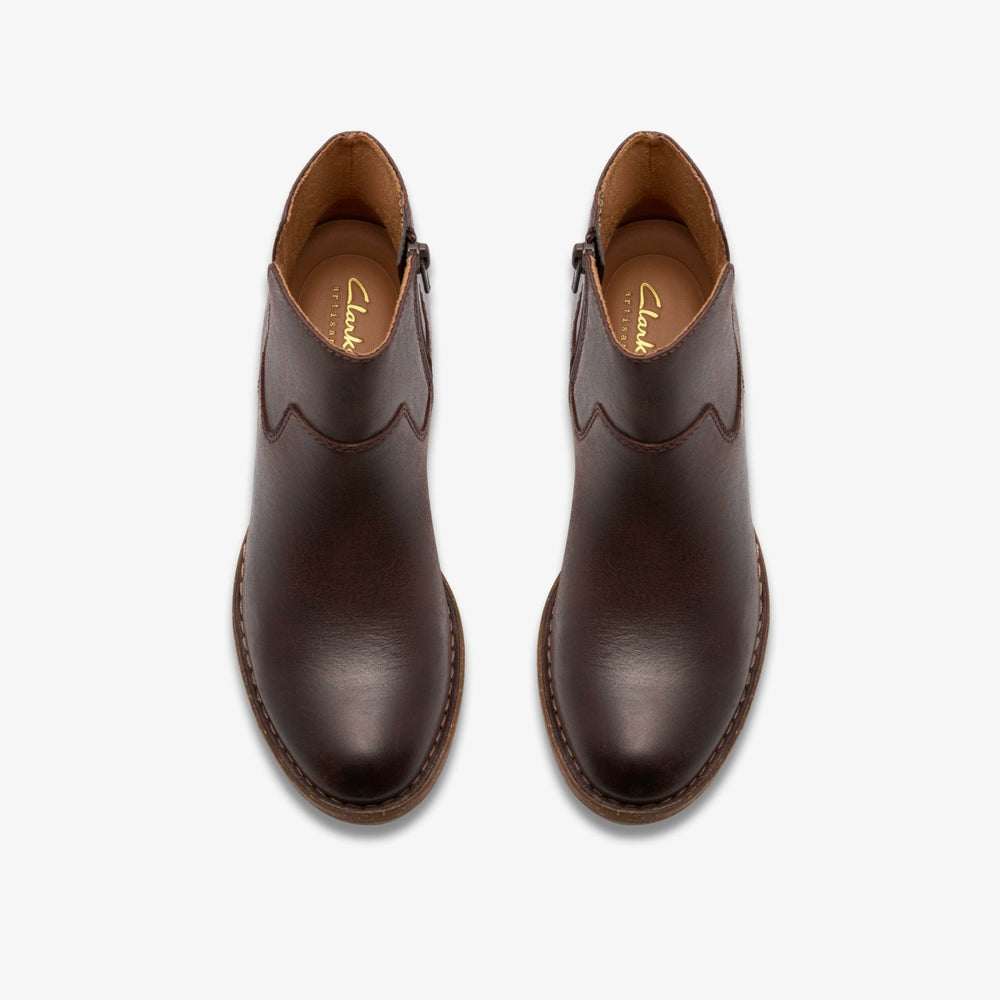 Kastela Top Brown Leather | Clarks on Sale - Women