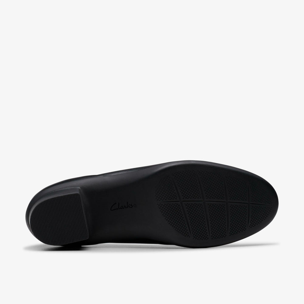 Shaya Poppy Black Leather | Clarks online - Women