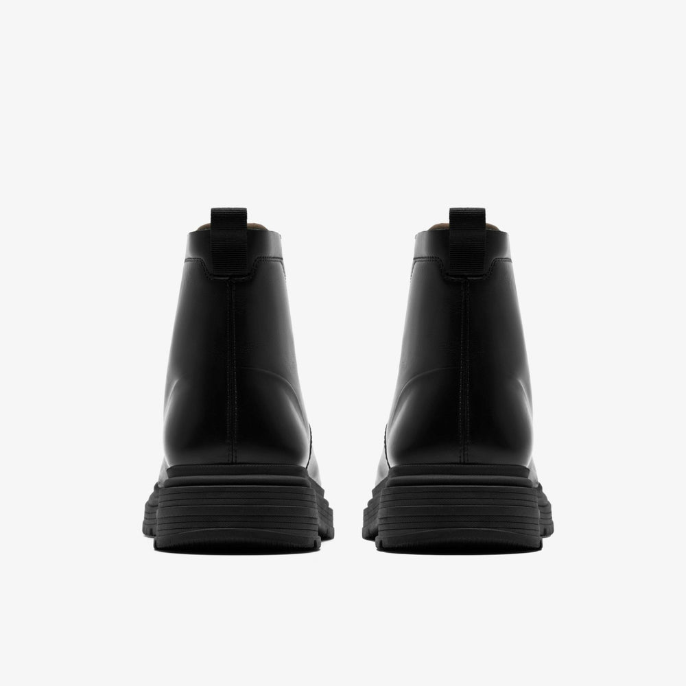 Badbury Hi Waterproof Black Warmlined Leather | Clarks online - Men