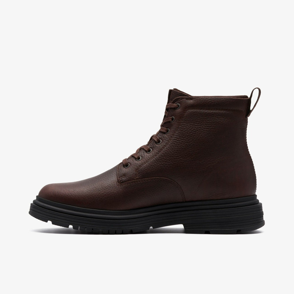 Badbury Hi Waterproof Brown Warmlined Leather | Clarks discount - Men